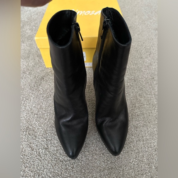 Mimosa black leather boots, size 5 - Picture 7 of 10